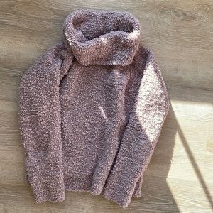 Women’s sweater